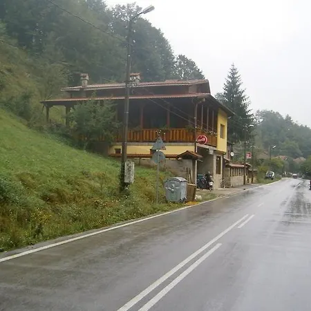 Dyskot Cherni Vit